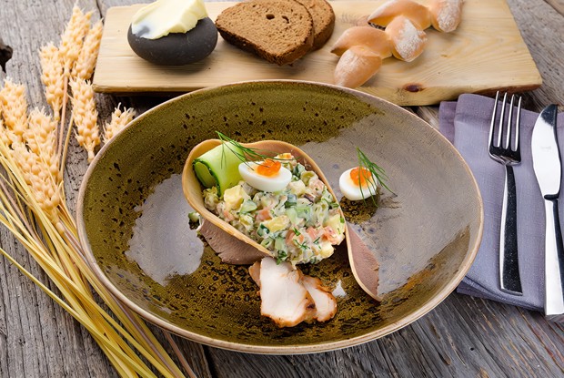 Оливье с говяжьим языком